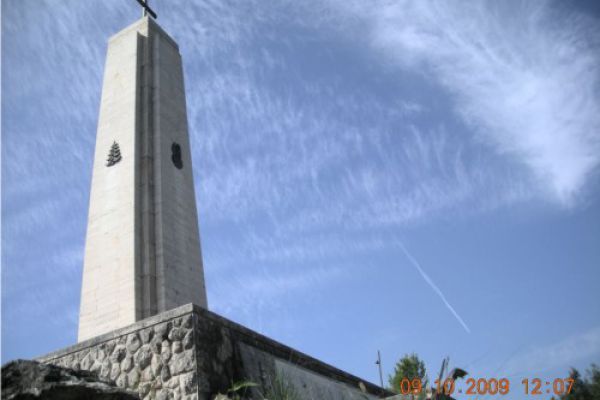 pozostale-mat-pomnik-3-dywizji-duze-06004680EA-DA48-48C5-8321-87BAFC043B48.jpg